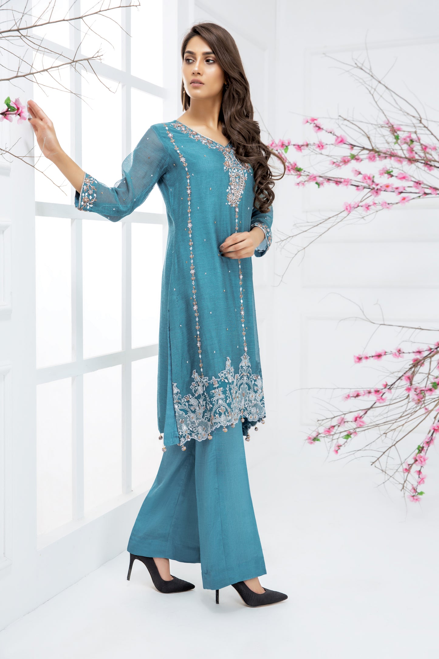 BLUE ELEGANCE